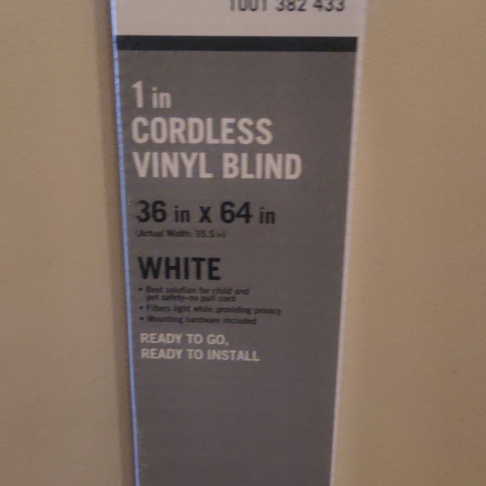 White Cordless Vinyl Blind